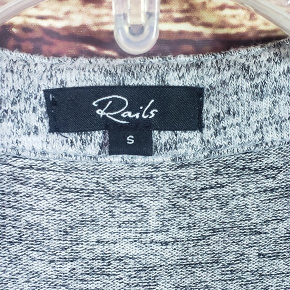 LIKE NEW RAILS LEIGH V NECK HEATHER GRAY VELVET NECK TIE SOFT TOP - Picture 5 of 6